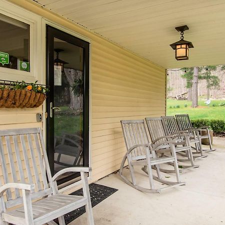 Small Batch Lodging Granville Exterior photo